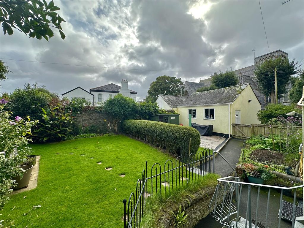 Additional image 10 of 8 bed detached house for saleMannamead Road, Plymouth PL3