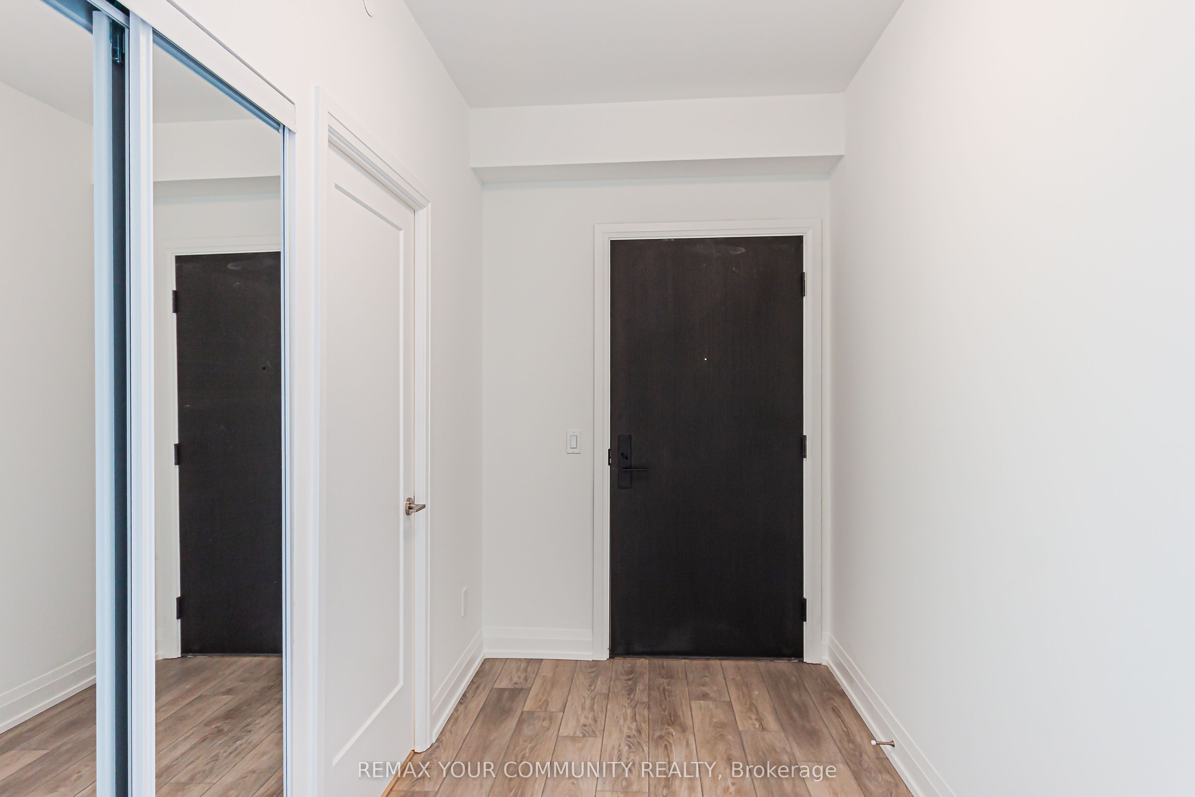 3407-20 Soudan Avenue, Toronto, ON, M4S 0E2