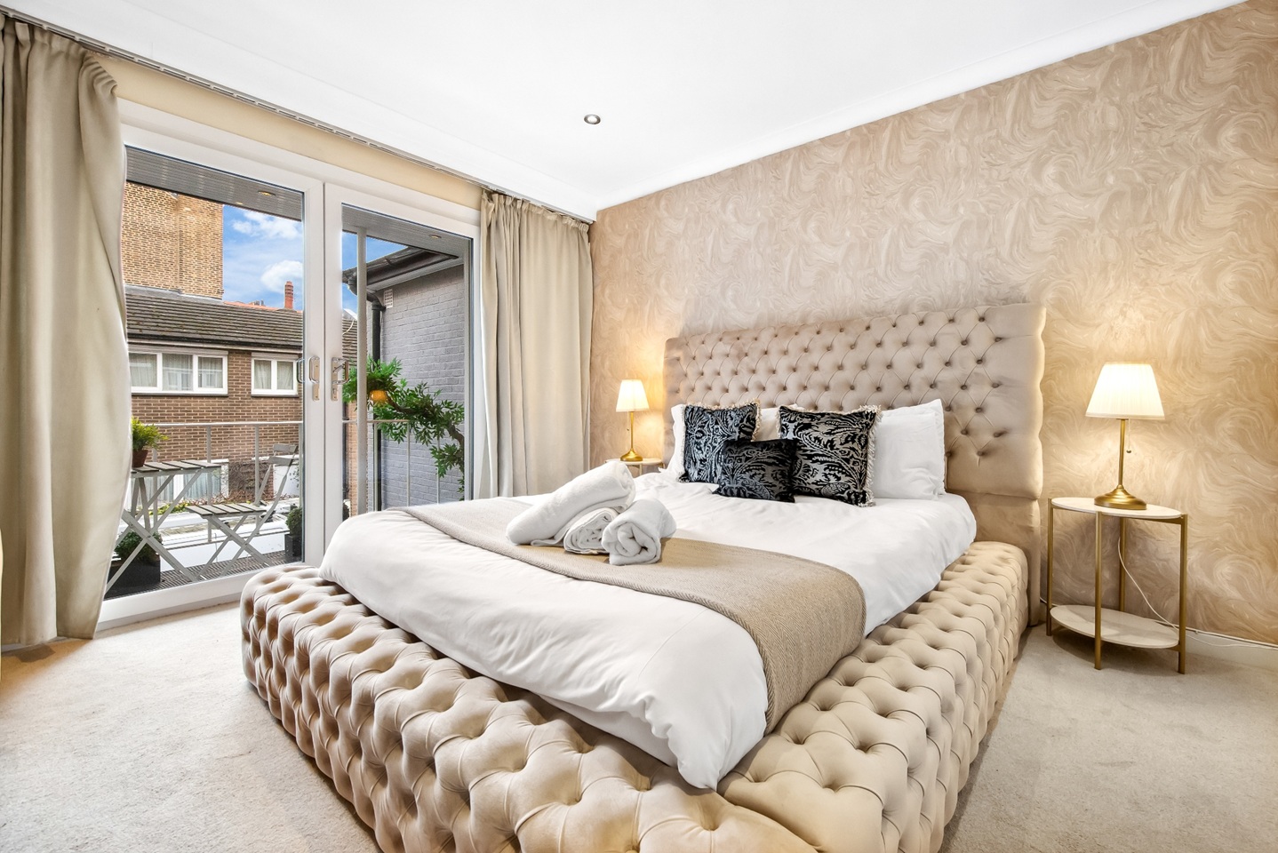 Additional image 2 of 4 Bed Flat, William Mews, SW1X, N1 7GU