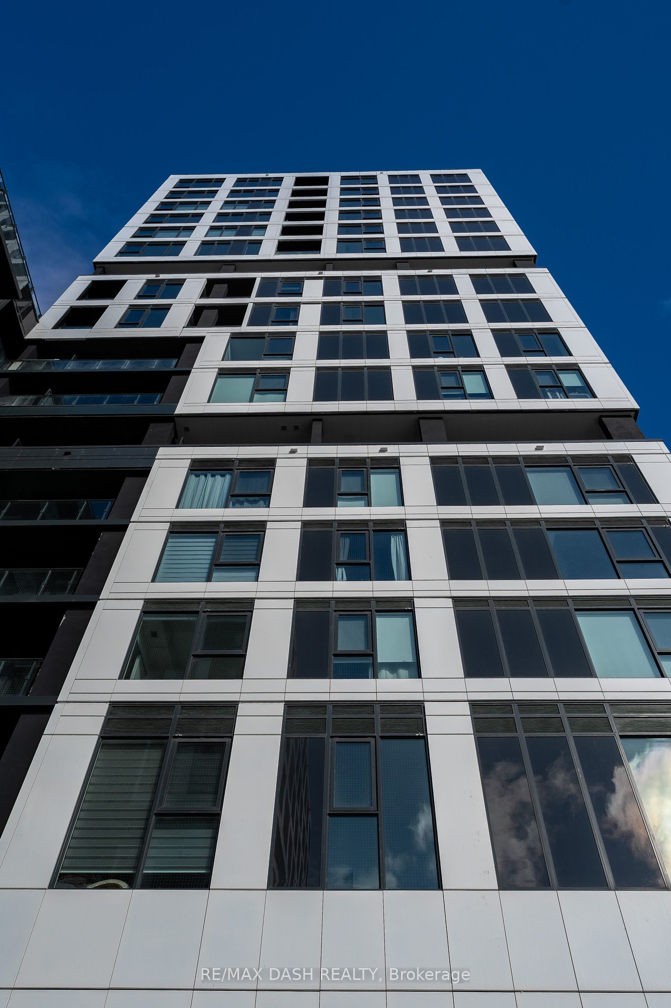 Additional image 2 of 1606-1007 The Queensway Avenue, Toronto, ON, M8Z 0H4