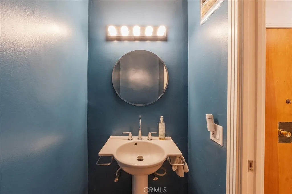 Additional image 42 of 8710 Delgany Ave Unit 3, Playa Del Rey, CA 90293