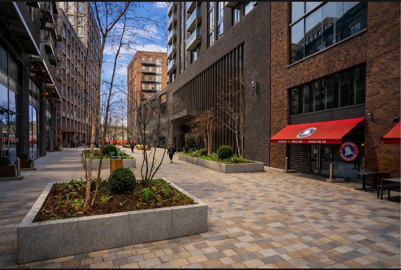 Additional image 4 of 3 Bed Flat, New Union Square, SW11, N1 7GU