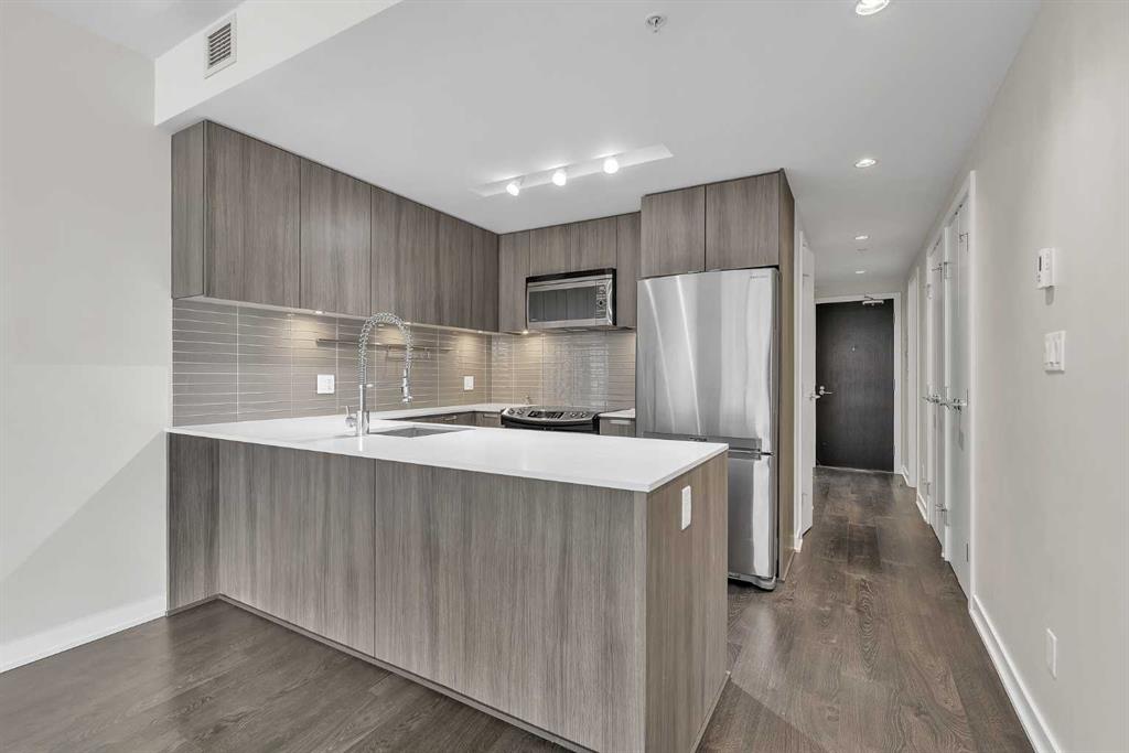 Additional image 3 of 815-626 14 Avenue SW, Calgary, AB, T2R 0X4