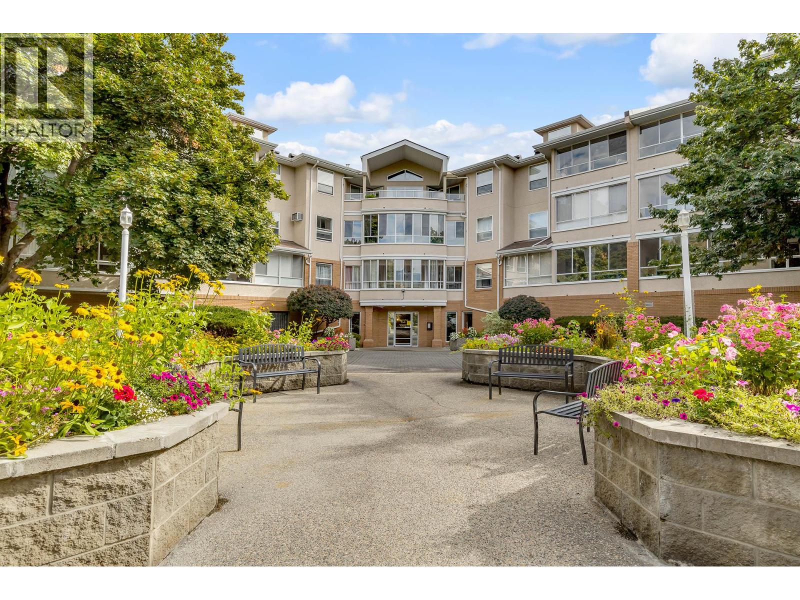 Additional image 2 of 303-933 Harvey Avenue, Kelowna, BC, V1Y9S1