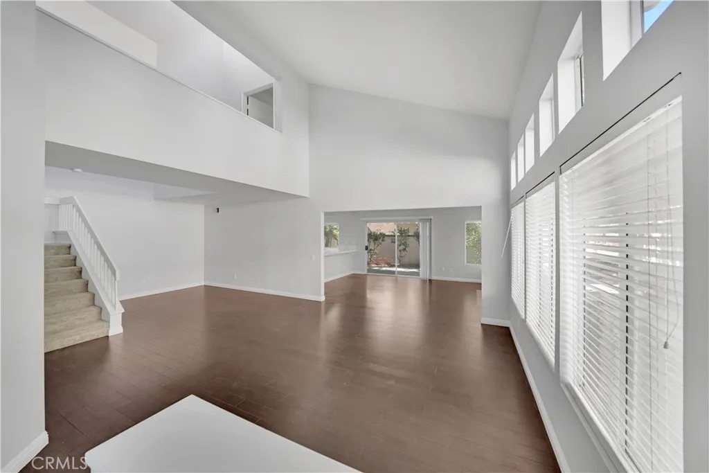 Additional image 3 of 2565 Calle Benavente, Tustin, CA 92782