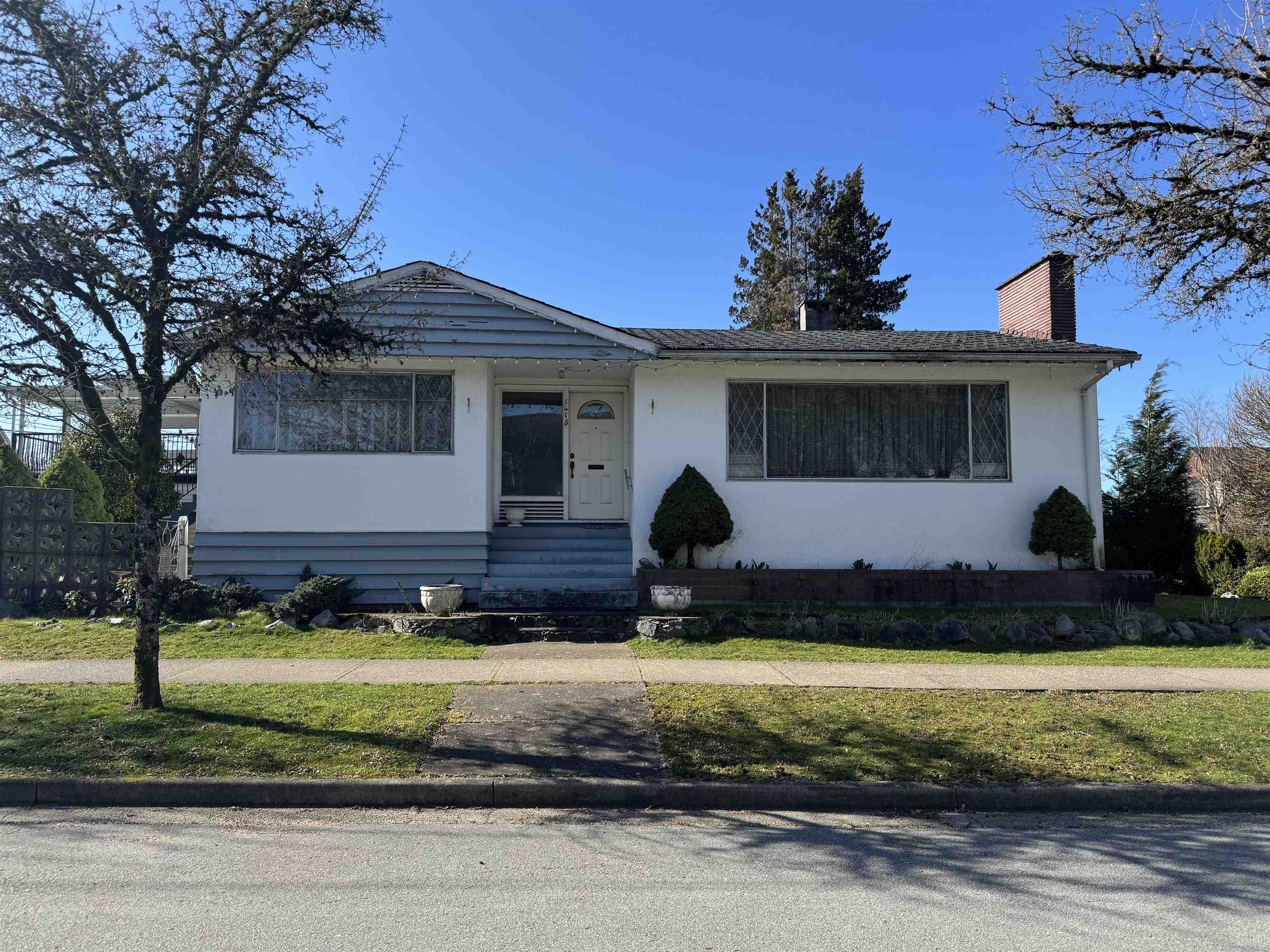1415 Kaslo Street, Vancouver, BC, V5K 3Z8