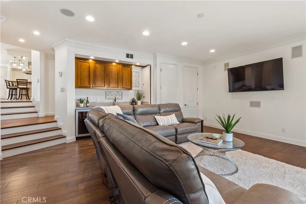 Additional image 82 of 1077 10th Street, Hermosa Beach, CA 90254