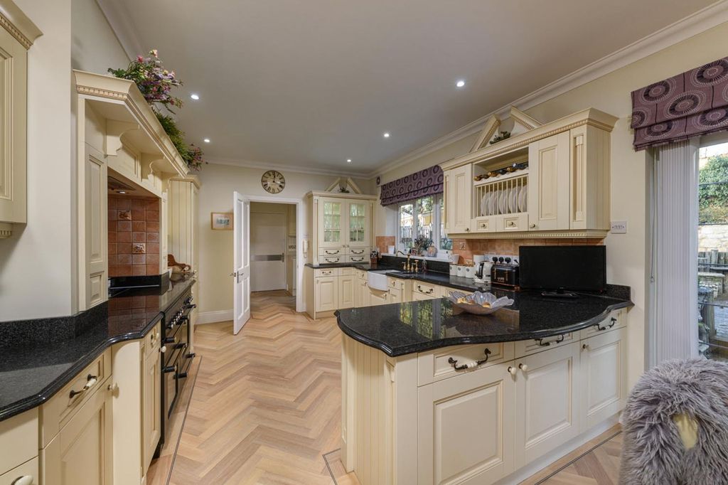 Additional image 3 of 5 bed detached house for saleHeslington House, Aydon Road, Corbridge, Northumberland NE45