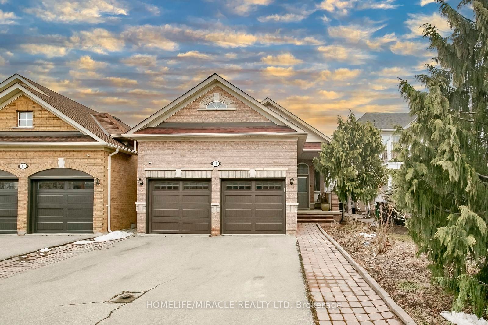 45 Vintage Gate, Brampton, ON, L6X 5C3