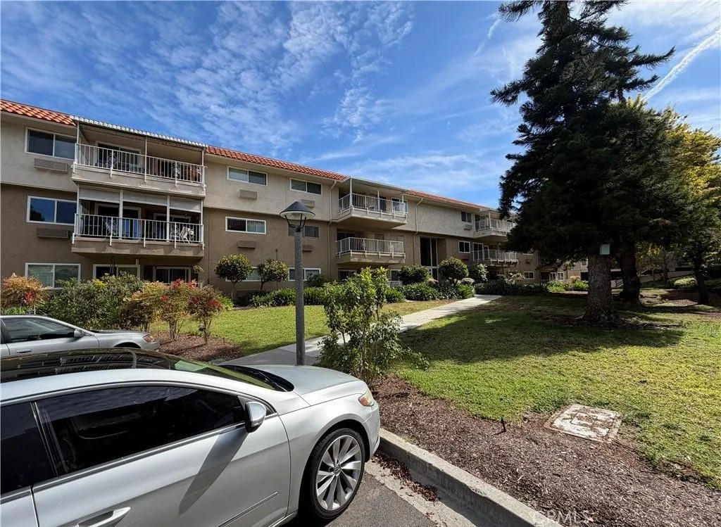 Additional image 38 of 2390 Via Mariposa W Unit 3C, Laguna Woods, CA 92637