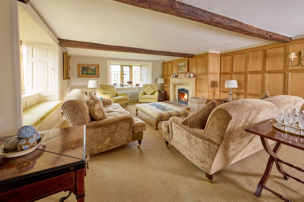 Additional image 7 of 6 bed detached house for salePlumpton, Nr Towcester, South Northamptonshire NN12