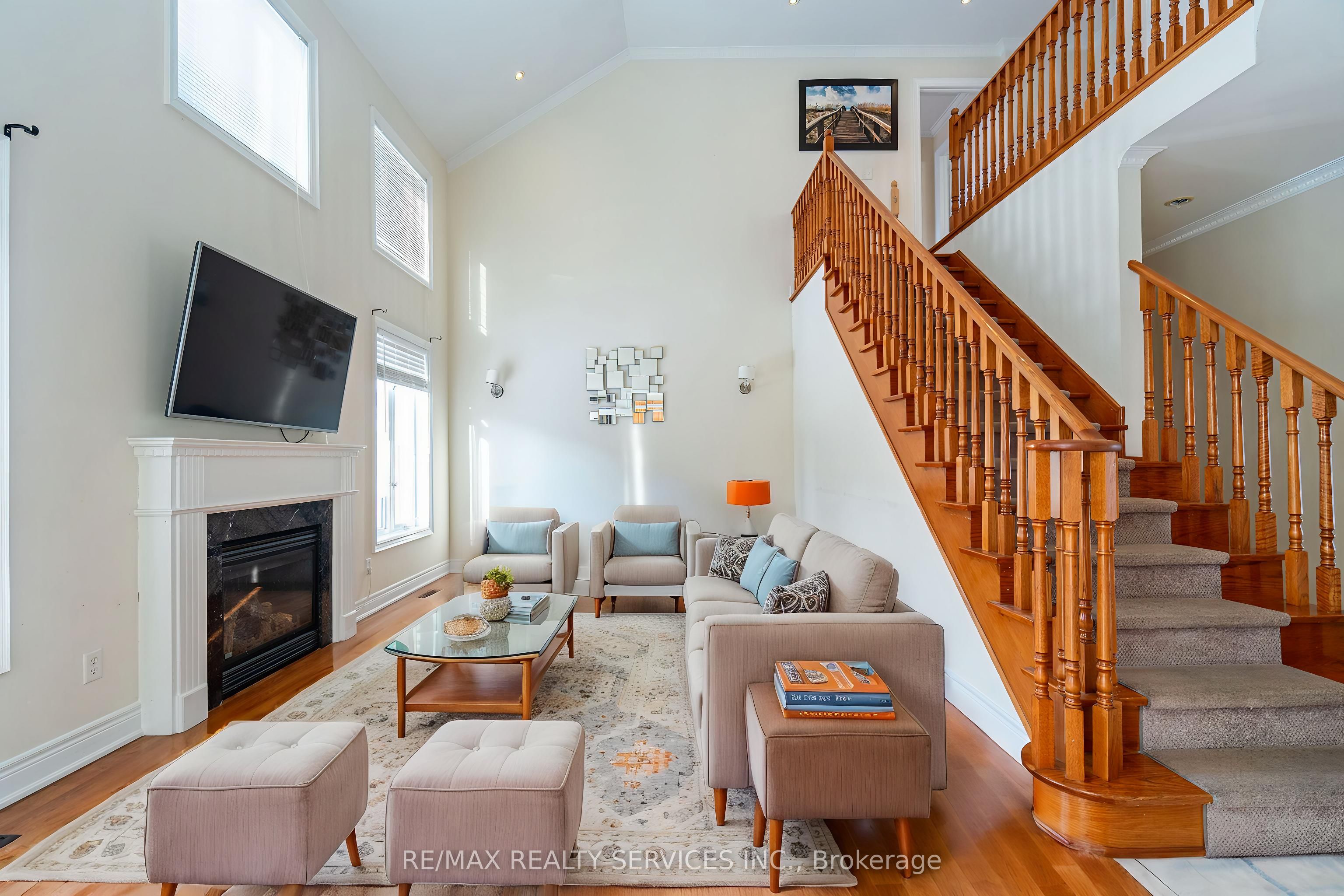 Additional image 6 of 52 Mount Royal Circle, Brampton, ON, L6P 2K4