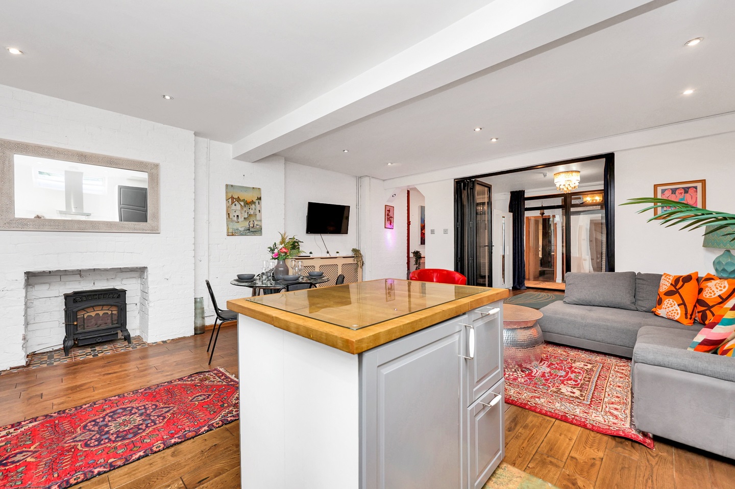 Additional image 10 of 2 Bed Flat, Fullwood's Mews, N1, N1 7GU