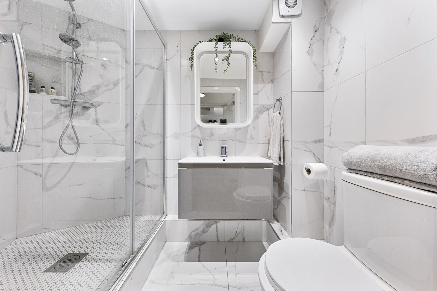 Additional image 11 of 1 Bed Flat, Orsett Terrace, W2, N1 7GU