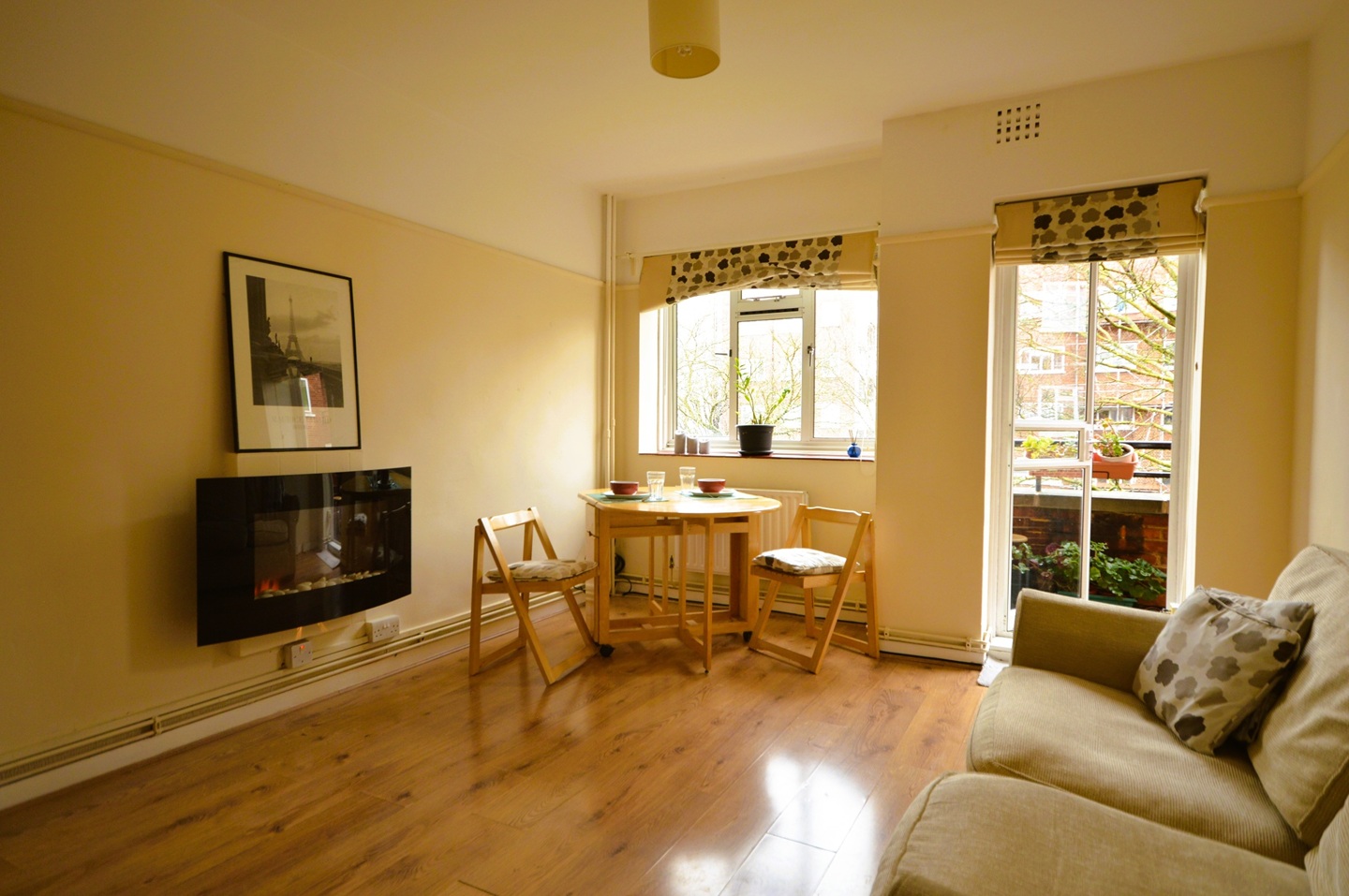 1 Bed Flat, Newtown Court, SW11, N1 7GU