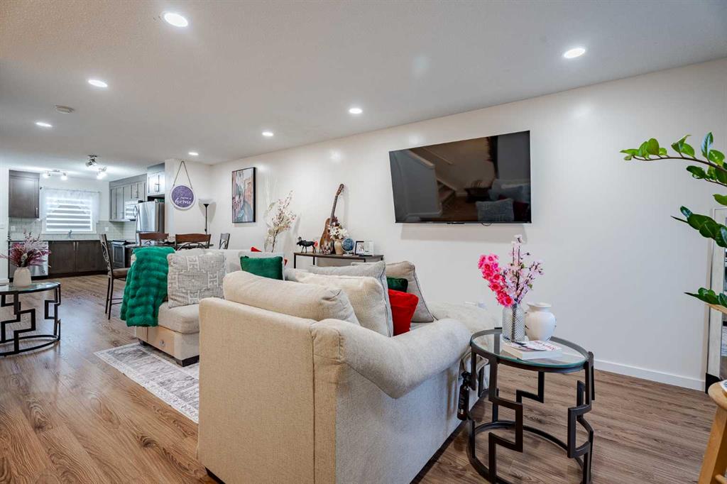 Additional image 4 of 202-2400 Ravenswood View SE, Airdrie, AB, T4A0v7