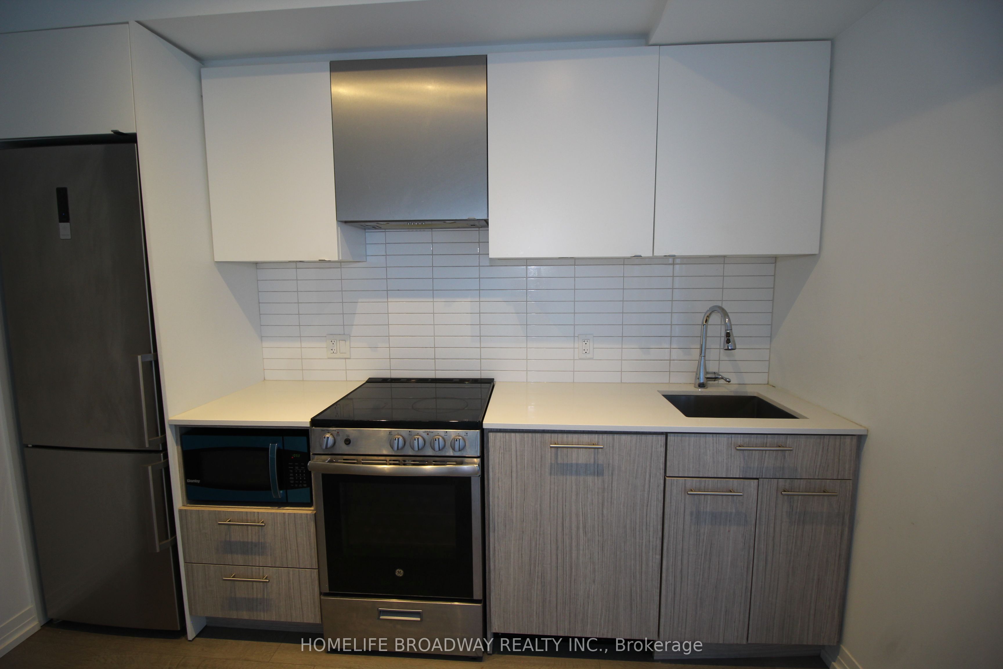 Additional image 6 of 738-251 Jarvis Street, Toronto, ON, M5B 0C3