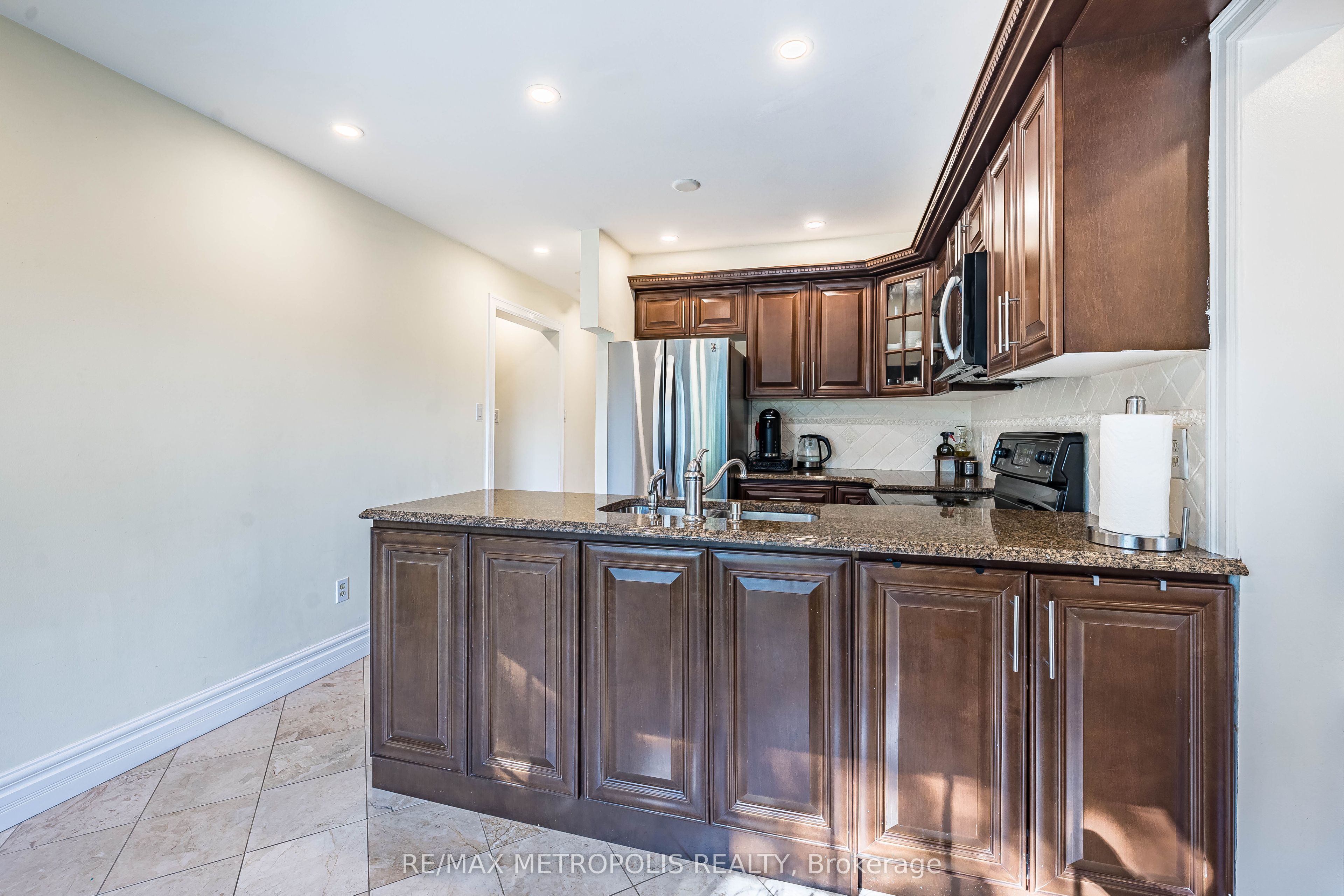 Additional image 4 of Upper - 22 Mayflower Street