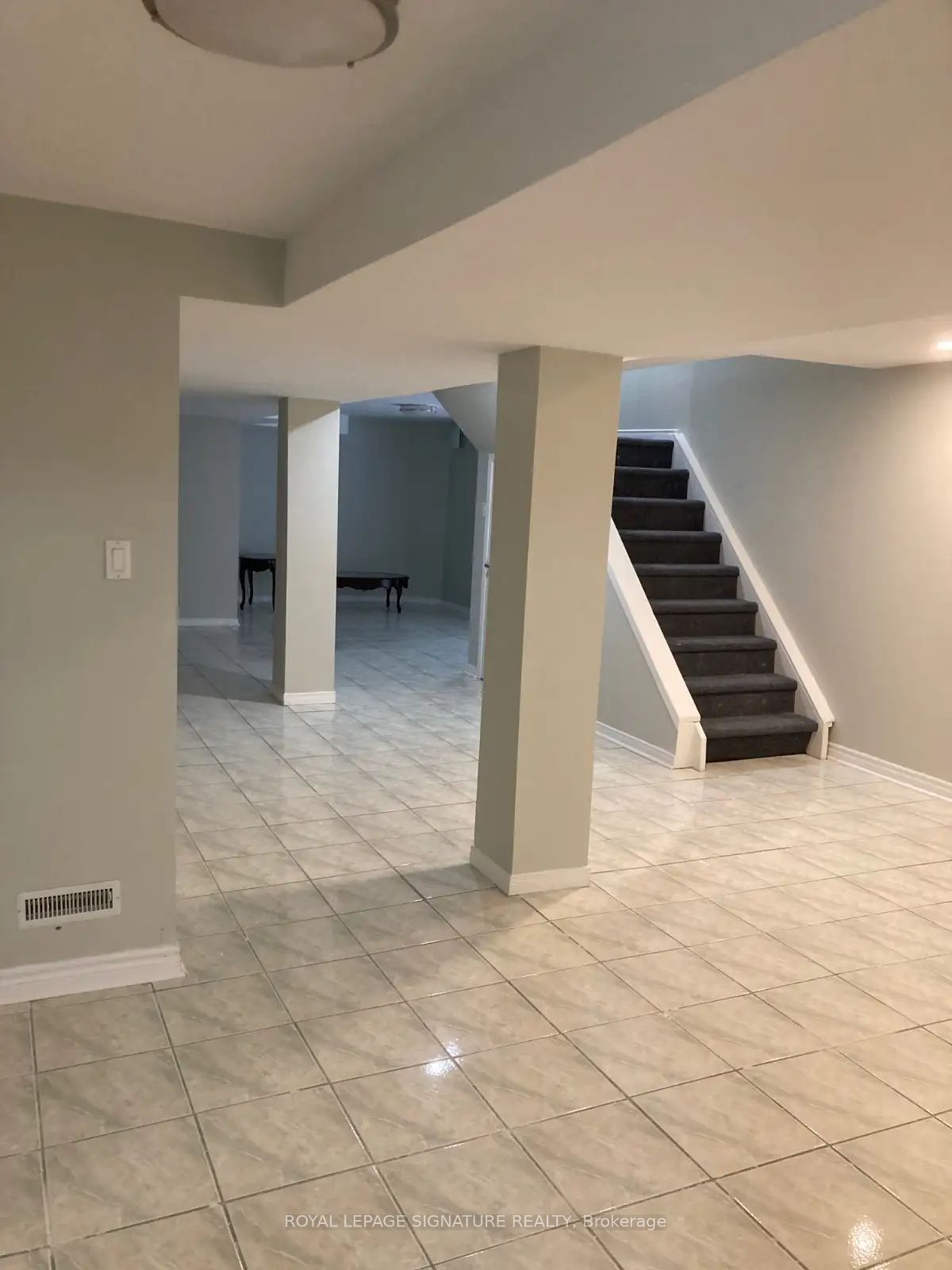 Additional image 2 of Basement-154 Fifefield Drive, Vaughan, ON, L6A 1L1