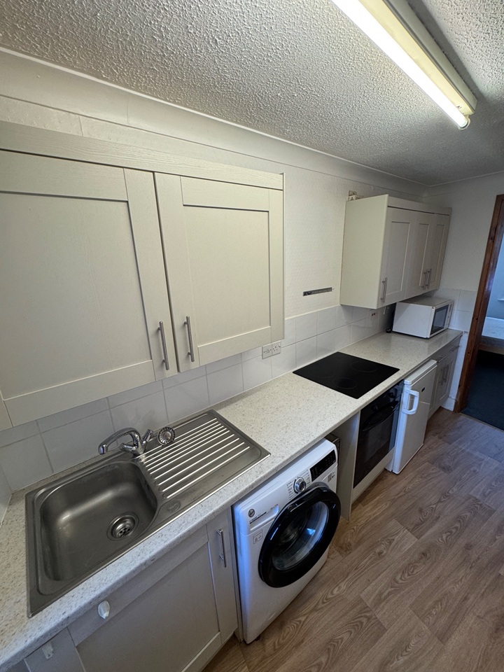 Additional image 7 of Studio Flat, Whitecross St, EC1Y, N1 7GU