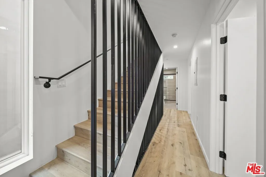 Additional image 8 of 849 N Mariposa Unit 1/2, Los Angeles, CA 90029