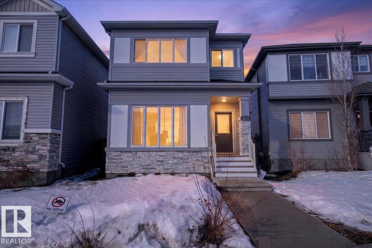 9876 206 Street NW, Edmonton, AB, T5T7L5