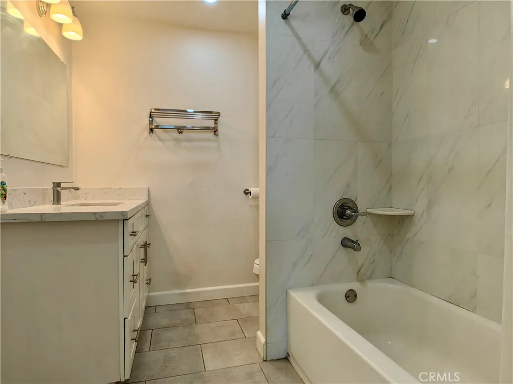 Additional image 16 of 960 E Columbia Avenue, Pomona, CA 91767