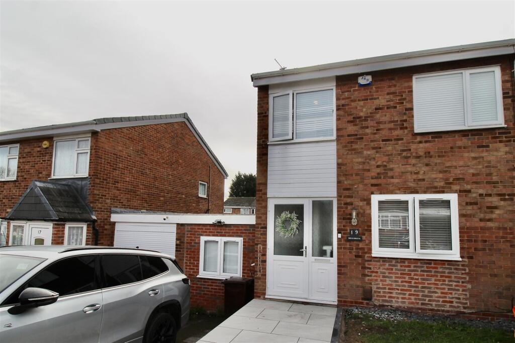 Additional image 33 of Lyecroft Avenue, Chelmsley Wood, Birmingham
