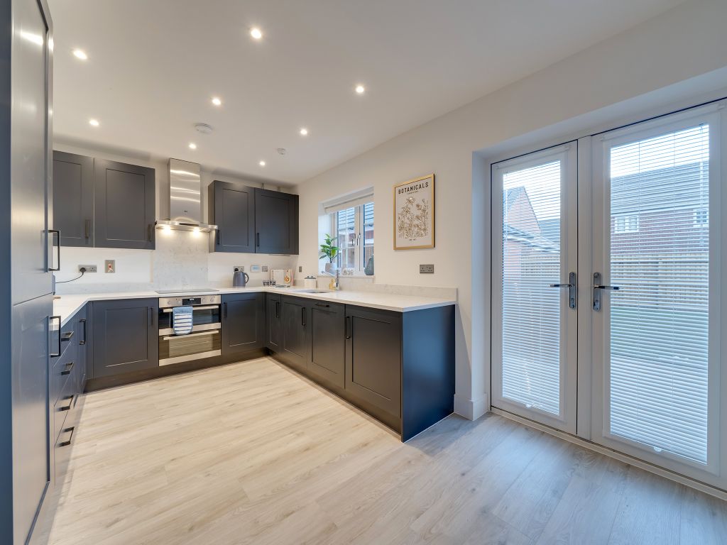 Additional image 3 of 5 bed detached house for sale"The Rowington" at 23 Devis Drive, Leamington Road, Kenilworth CV8