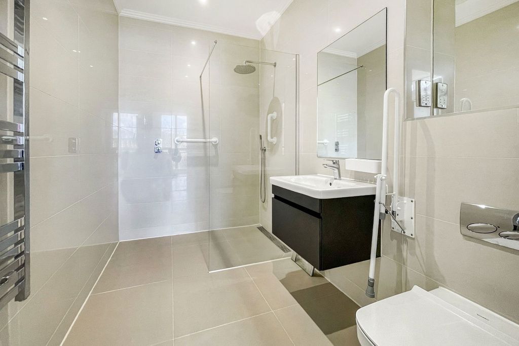 Additional image 12 of 3 bed flat for saleRivage, The Hoe, Plymouth, Devon PL1