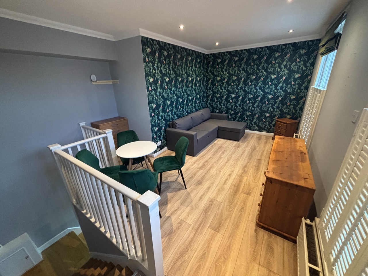 2 Bed Flat, Killyon Terrace, SW8, N1 7GU