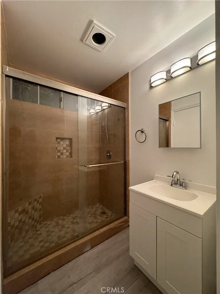 Additional image 44 of 19351 Strathern St, Reseda, CA 91335