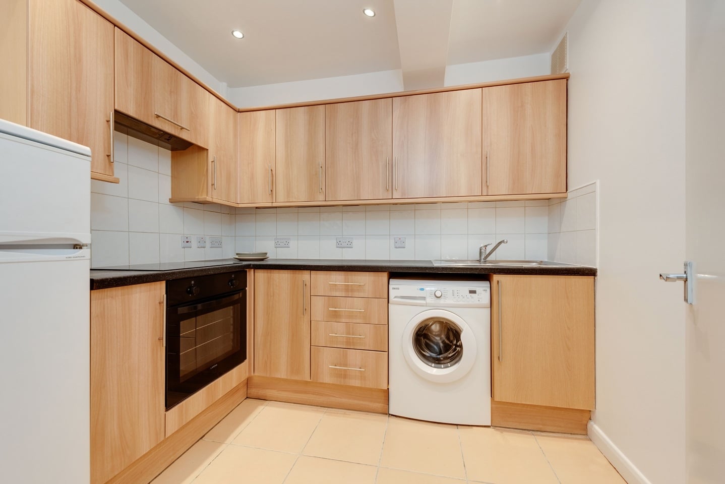 Additional image 5 of 2 Bed Flat, Warren Court, NW1, N1 7GU