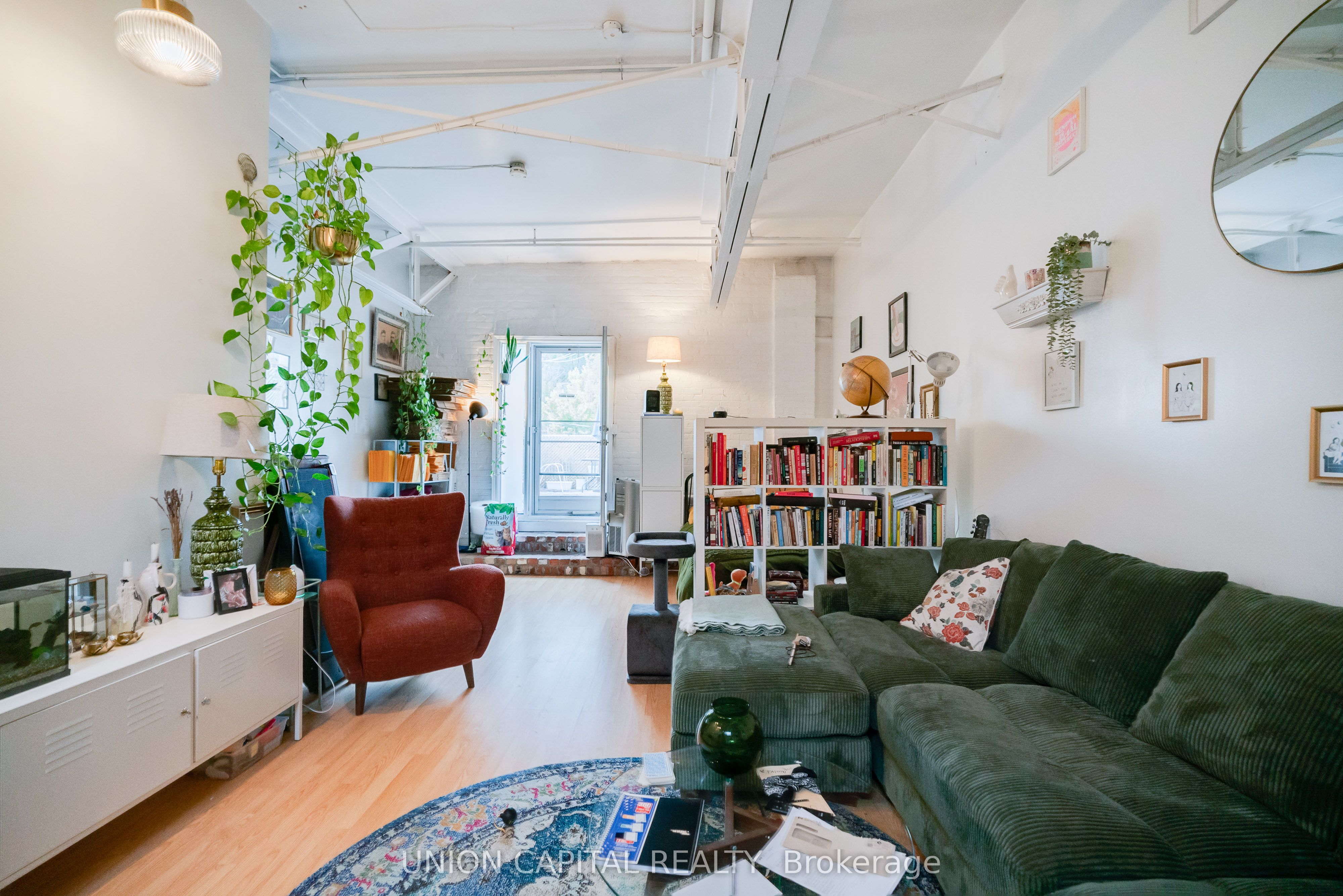 203-1463 Davenport Road, Toronto, ON, M6H 2H6