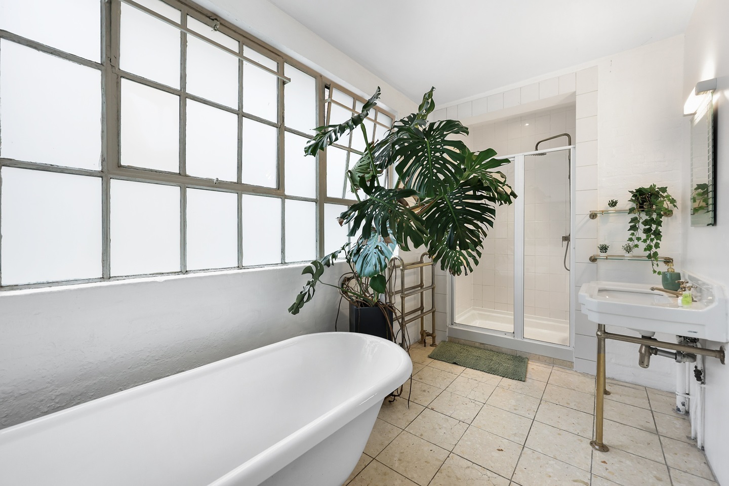 Additional image 12 of 2 Bed Flat, Fullwood's Mews, N1, N1 7GU