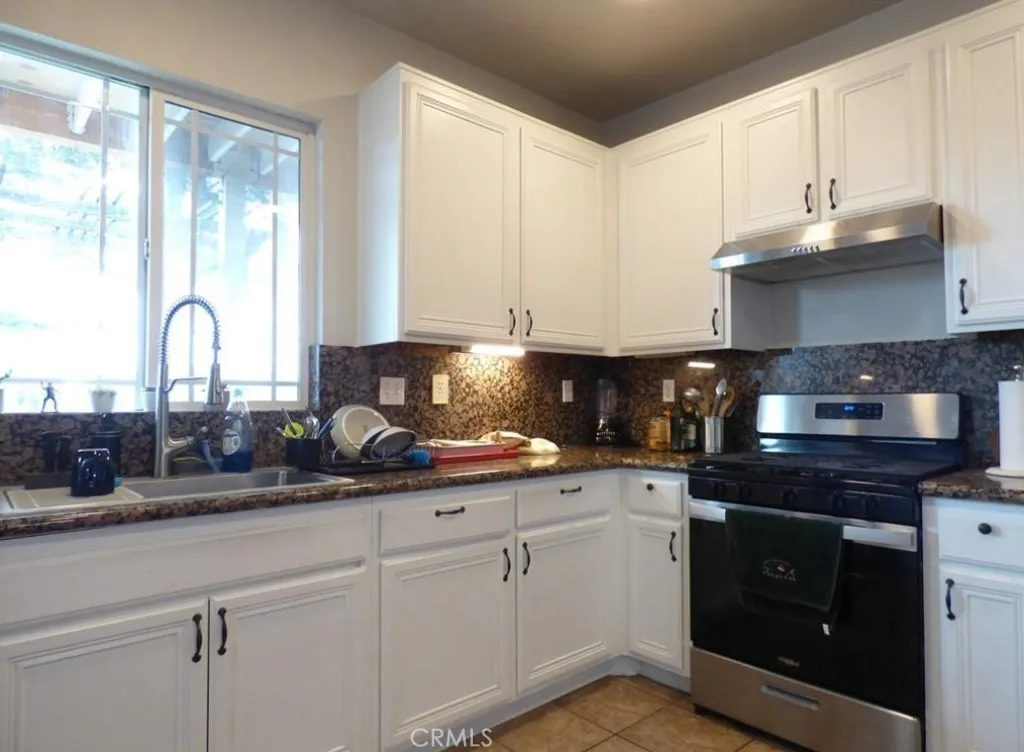 Additional image 8 of 6279 Long Cove Drive, Fontana, CA 92336