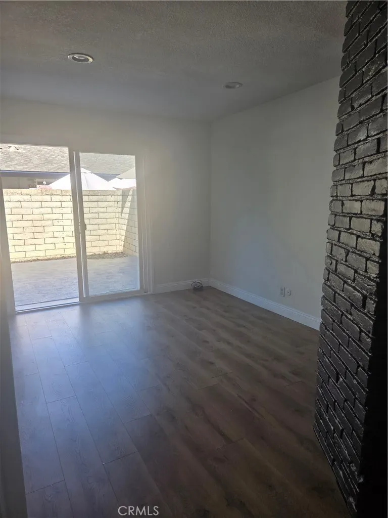 Additional image 40 of 1107 W Memory Lane Unit 6C, Santa Ana, CA 92706