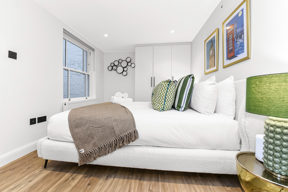 Additional image 6 of 2 Bed Flat, Claverton Street, SW1V, N1 7GU