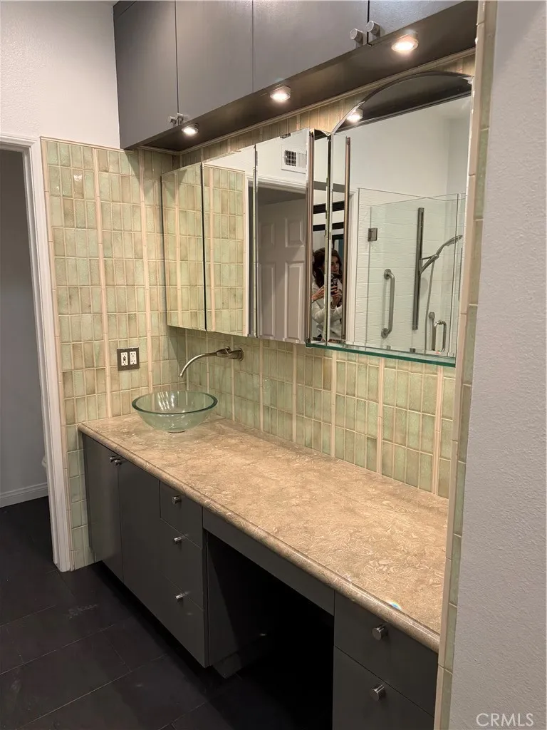 Additional image 40 of 27 Brittany, Newport Beach, CA 92660