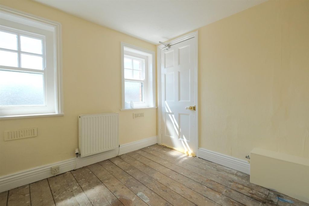 Additional image 10 of 3 bed maisonette for salePrinces Avenue, Llandrindod Wells LD1