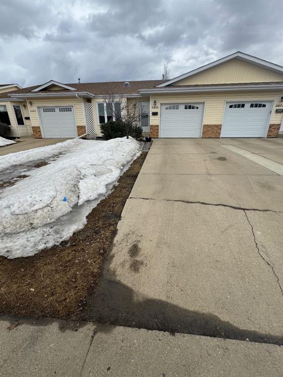 5403 47 Street, Lacombe, AB, T4L2H5