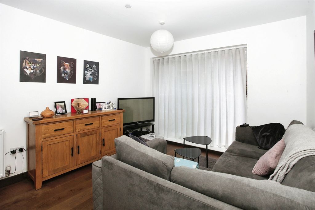 Additional image 5 of 2 bed flat for saleEast Station Road, Fletton Quays, Peterborough PE2