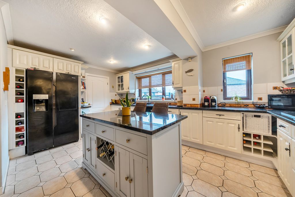Additional image 6 of 5 bed detached house for saleGlan Creigiau, Pontyclun CF72