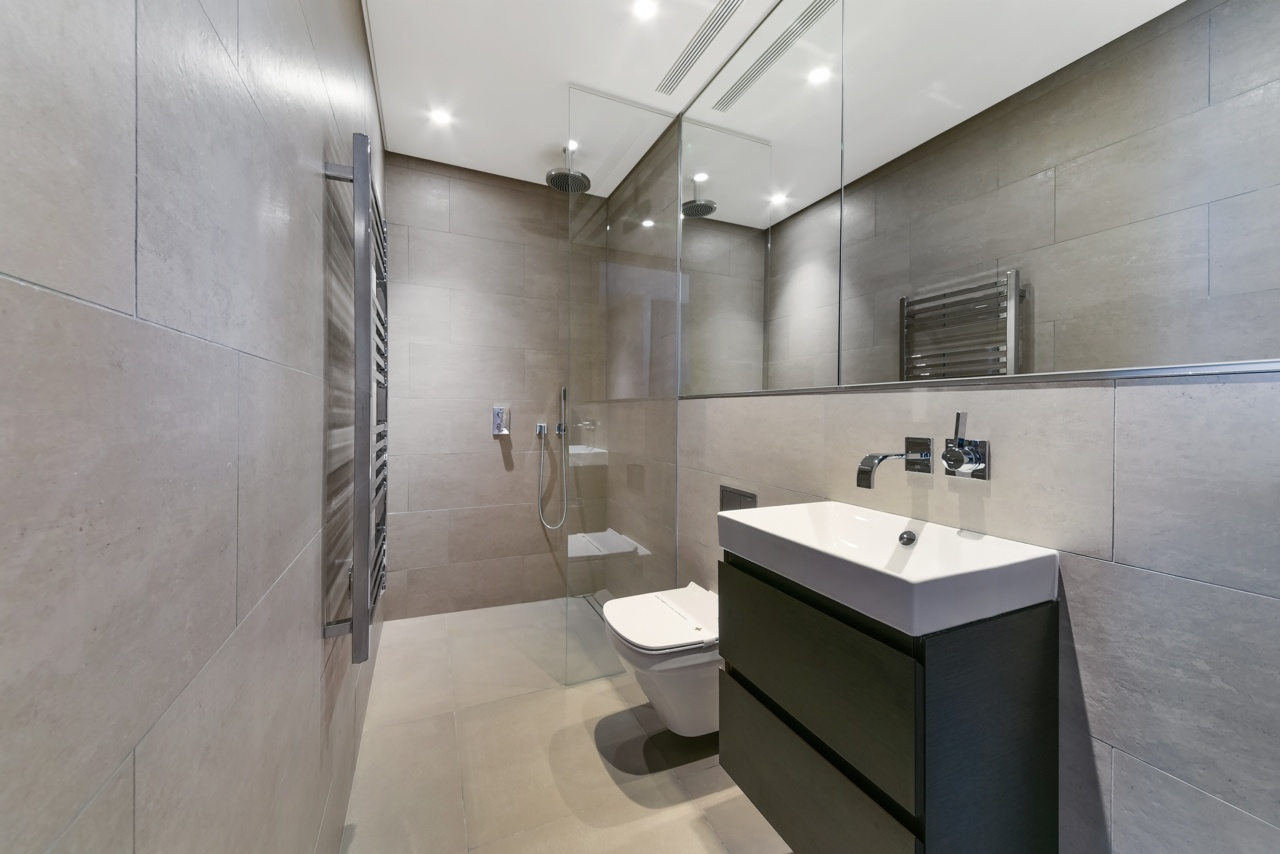 Additional image 5 of 2 Bed Flat, Principal Place, EC2A, N1 7GU