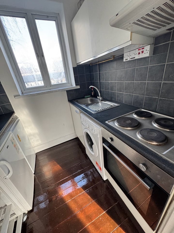 Additional image 16 of 1 Bed Flat, Sussex, NW1, N1 7GU