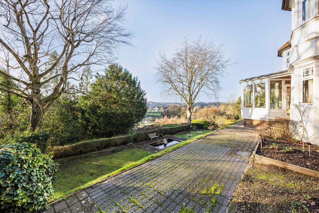 Additional image 33 of 5 bed detached house for saleRemenham Hill, Remenham, Henley-On-Thames, Berkshire RG9