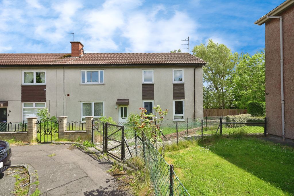 3 bed flat for salePark View, Loanhead EH20