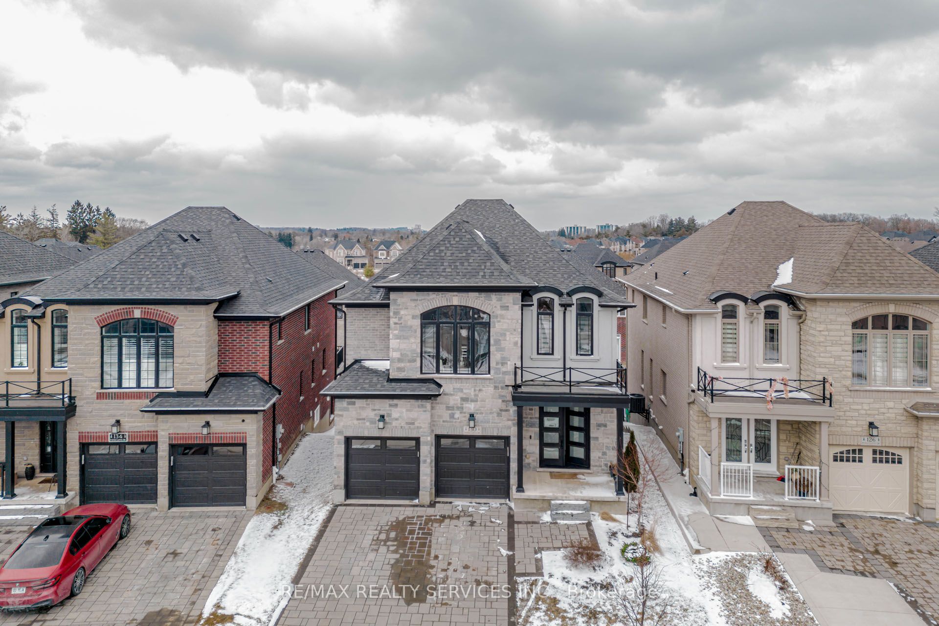 Additional image 2 of 130 Pondcliffe Drive, Kitchener, ON, N2R 0M4