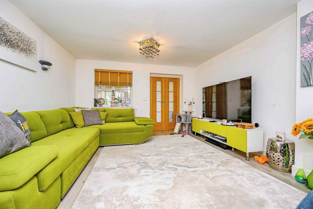 Additional image 12 of Runcie Close, St. Albans