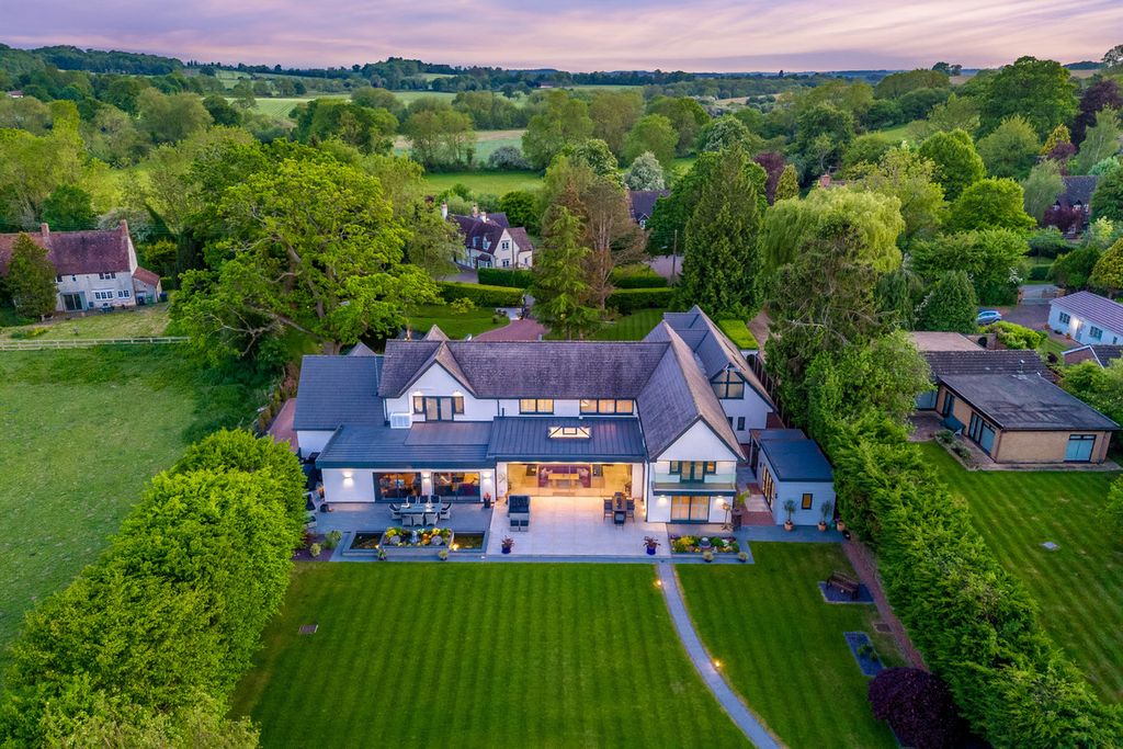 5 bed detached house for saleFord Lane, Langley Stratford-Upon-Avon, Warwickshire CV37